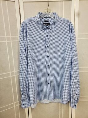 Kenneth Cole Men’s Light Blue Geometric Print Dress Shirt